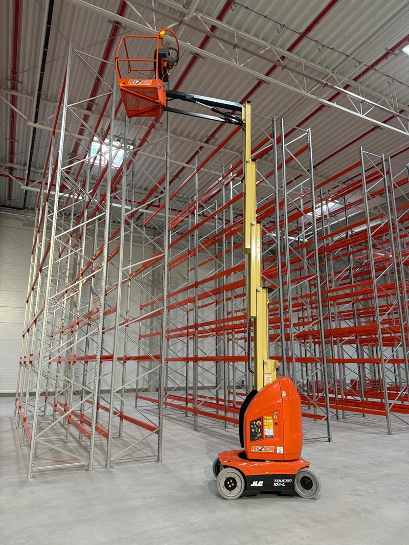 Podnośnik masztowy – 10m Elektryczny JLG TOUCAN 10EL